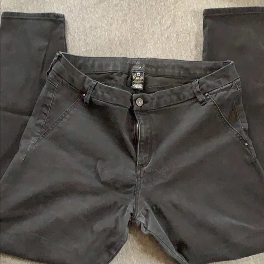 Black skinny jeans